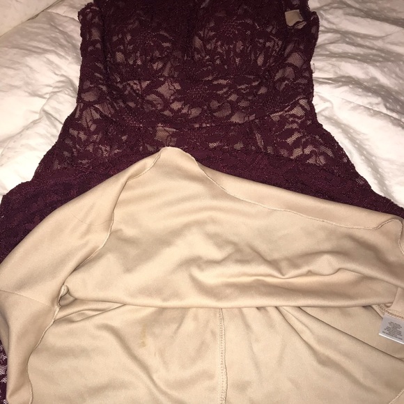 Maroon Lacy Party Dress - Picture 5 of 6